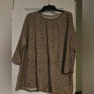 cheetah top..XL